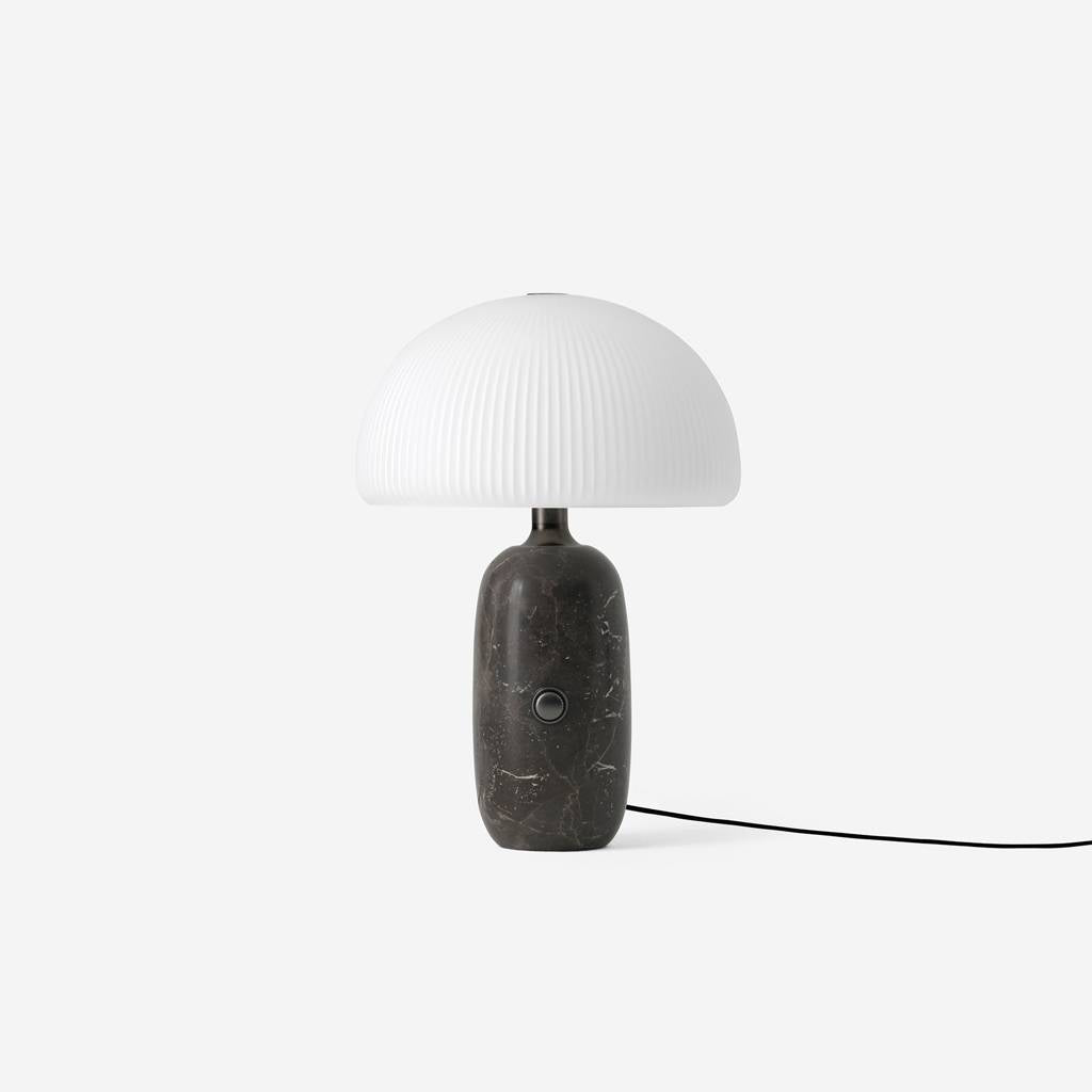 VIPP591-592 bordlampe