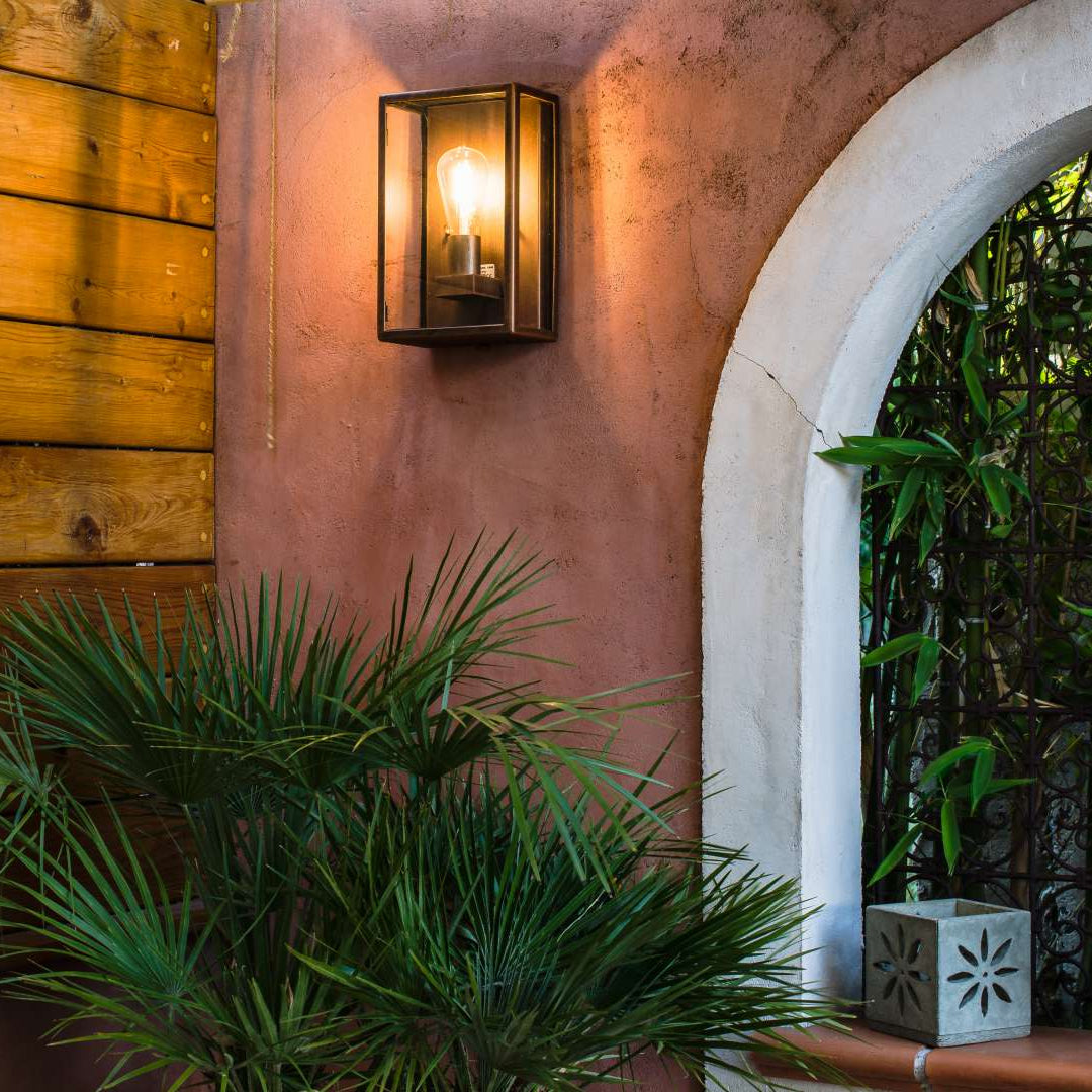 Lofoten 1943 utendørs vegglampe