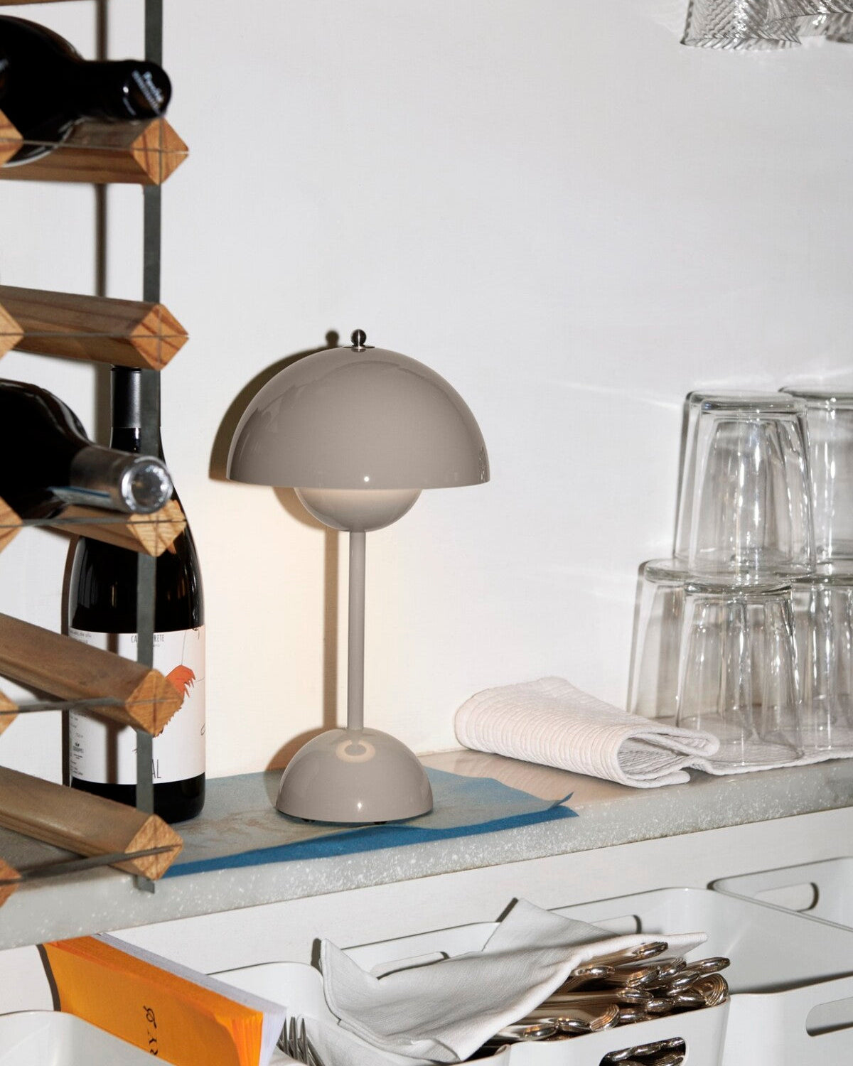 Flowerpot Portable VP9