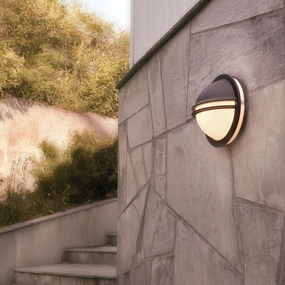 Berlin 610/611 utendørs vegglampe