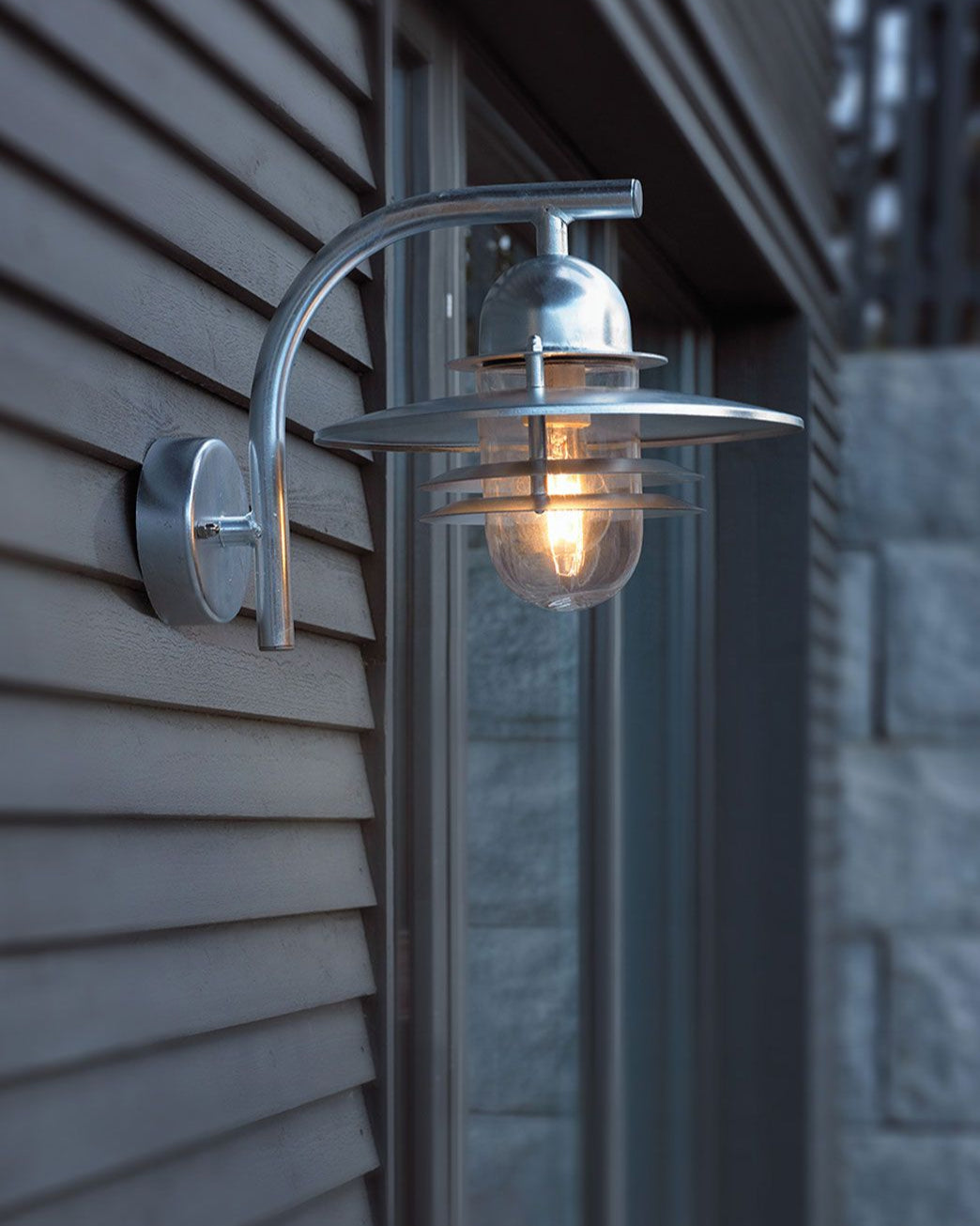 Oslo 240 utendørs vegglampe