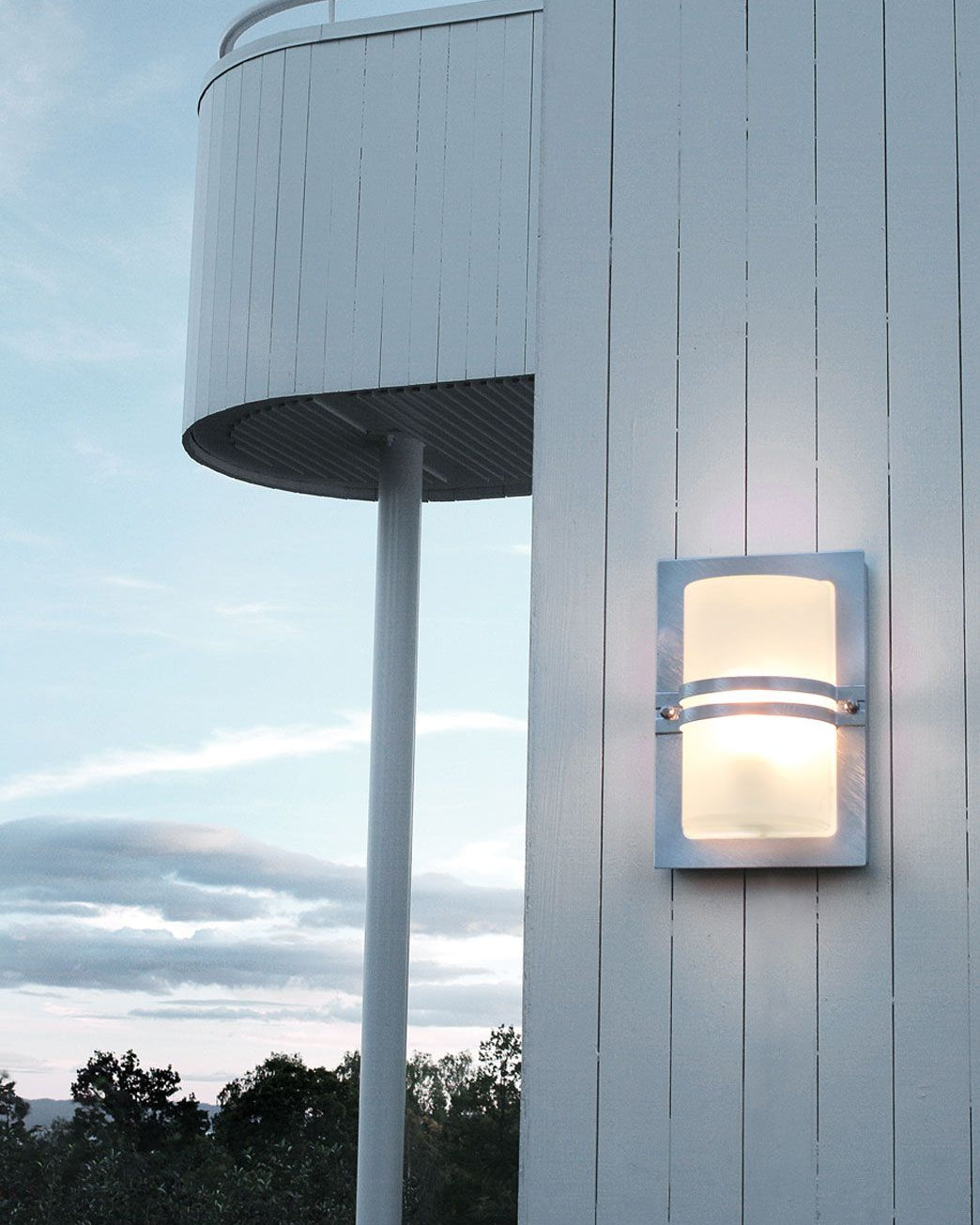 Basel 661 utendørs vegglampe