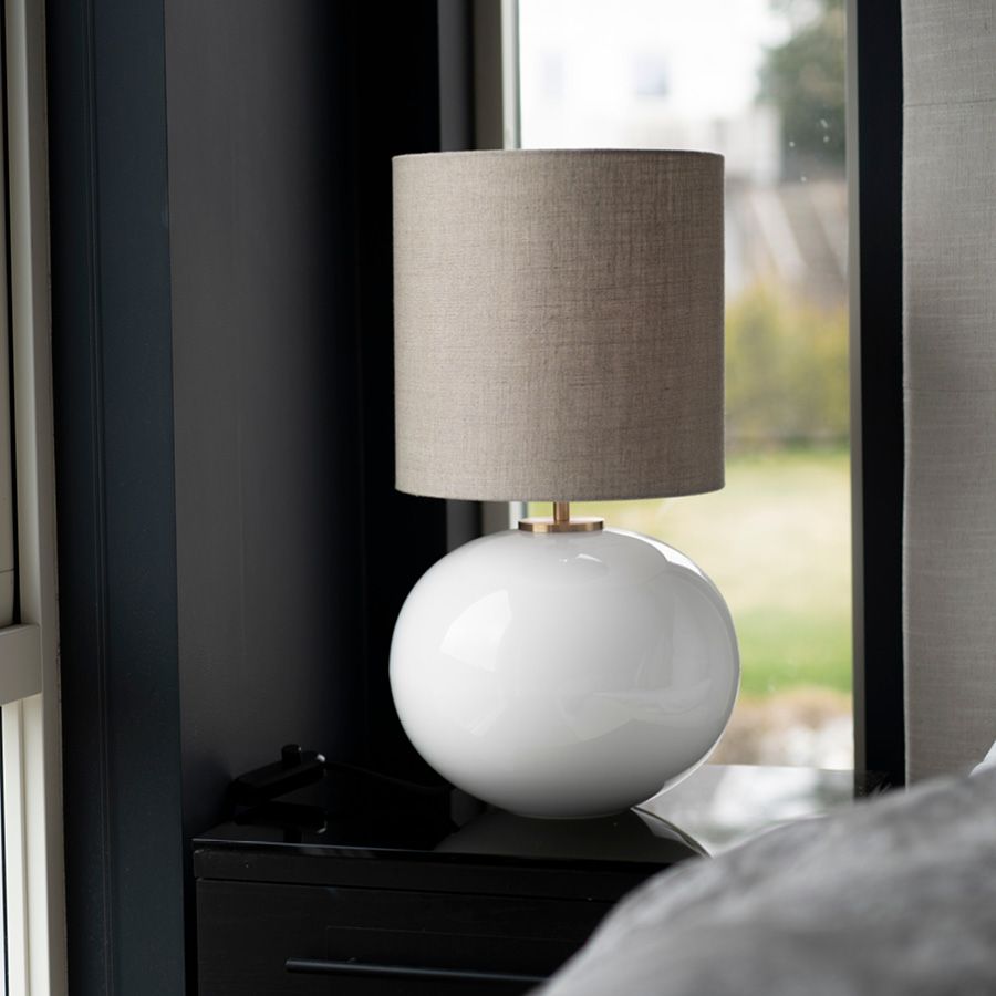 Senja bordlampe - hvit