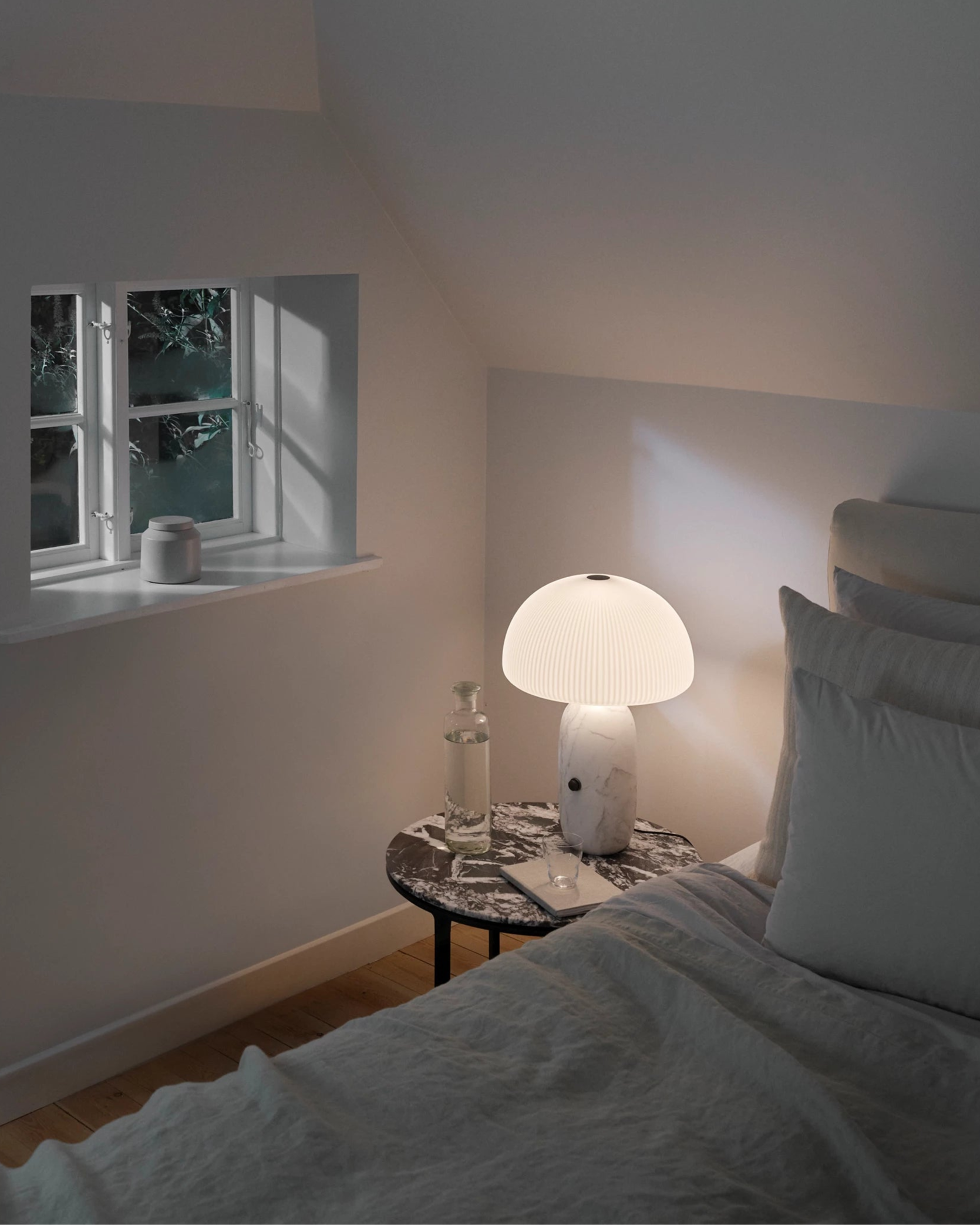 VIPP591-592 bordlampe