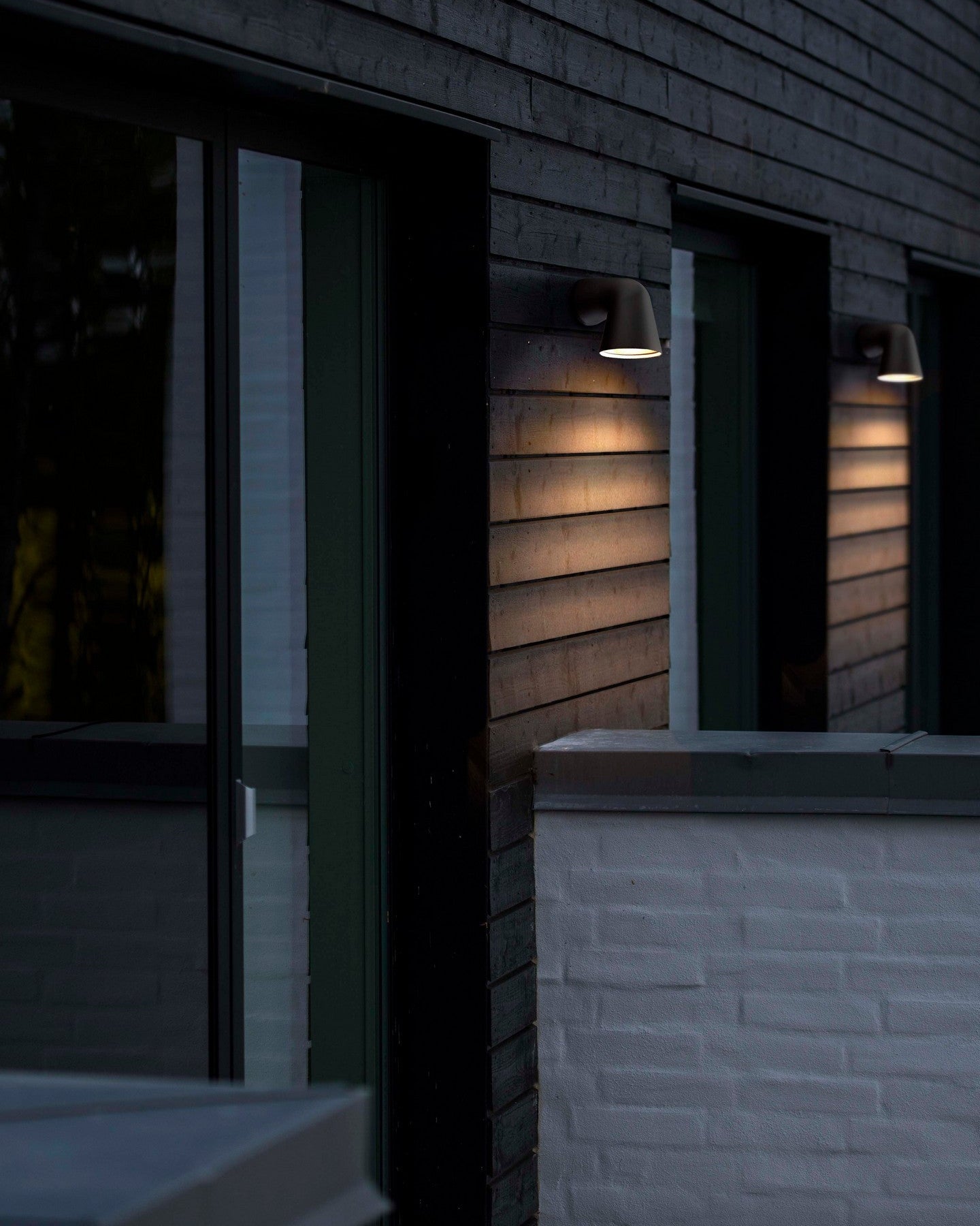 Front single vegglampe