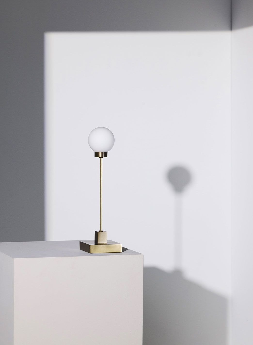 Snowball portable bordlampe